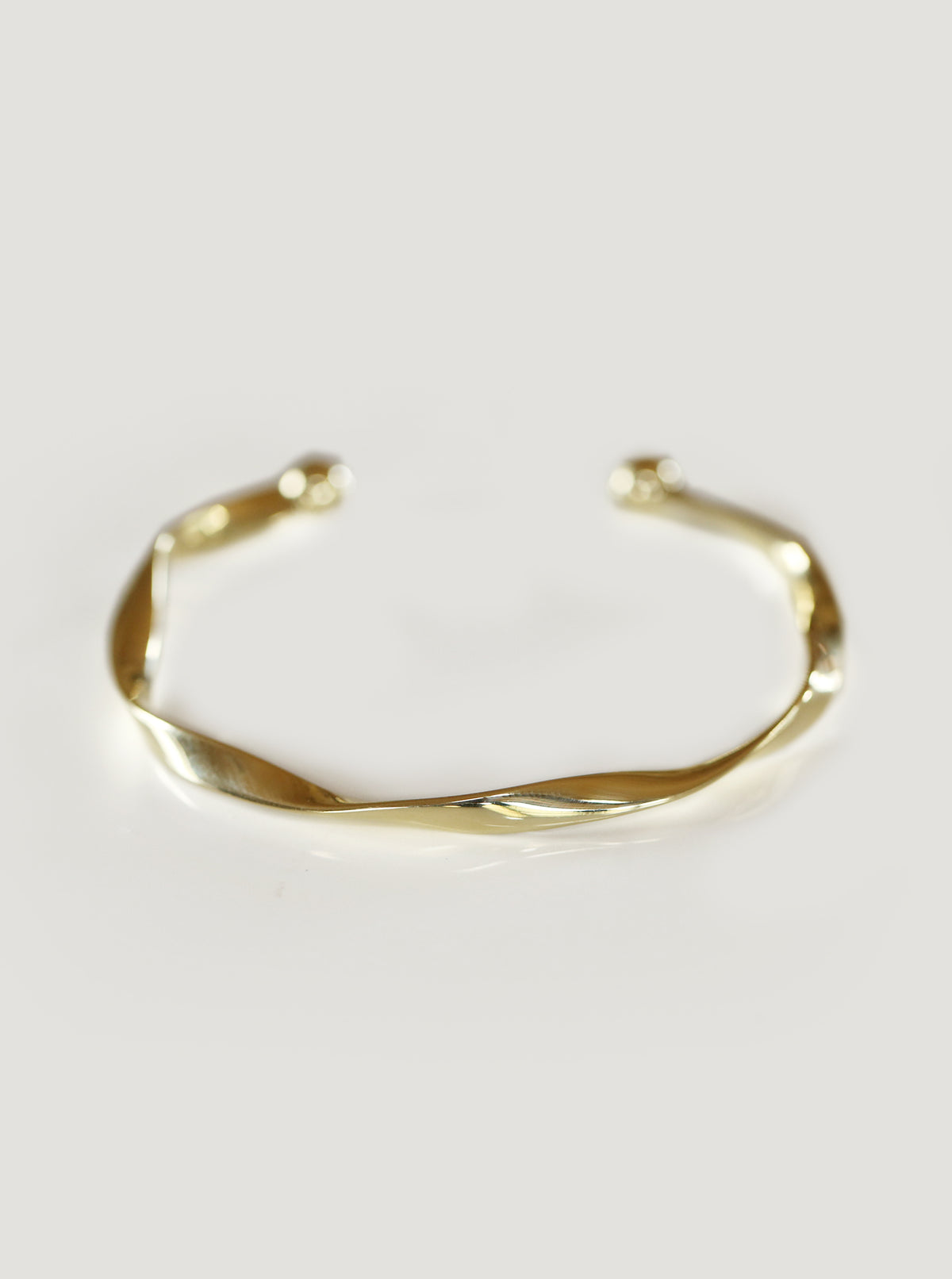 Gold Kotukutuku Bangle